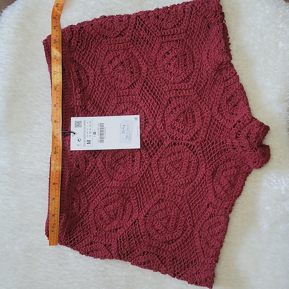 Zara Crochet Shorts - Picture 1 of 3